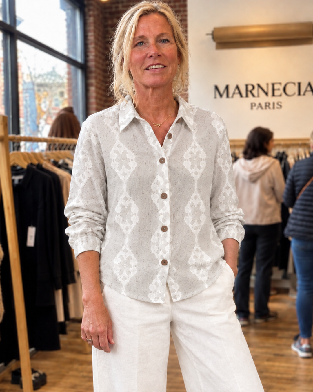 Céleste | Chemise en Maille Douce à Col V